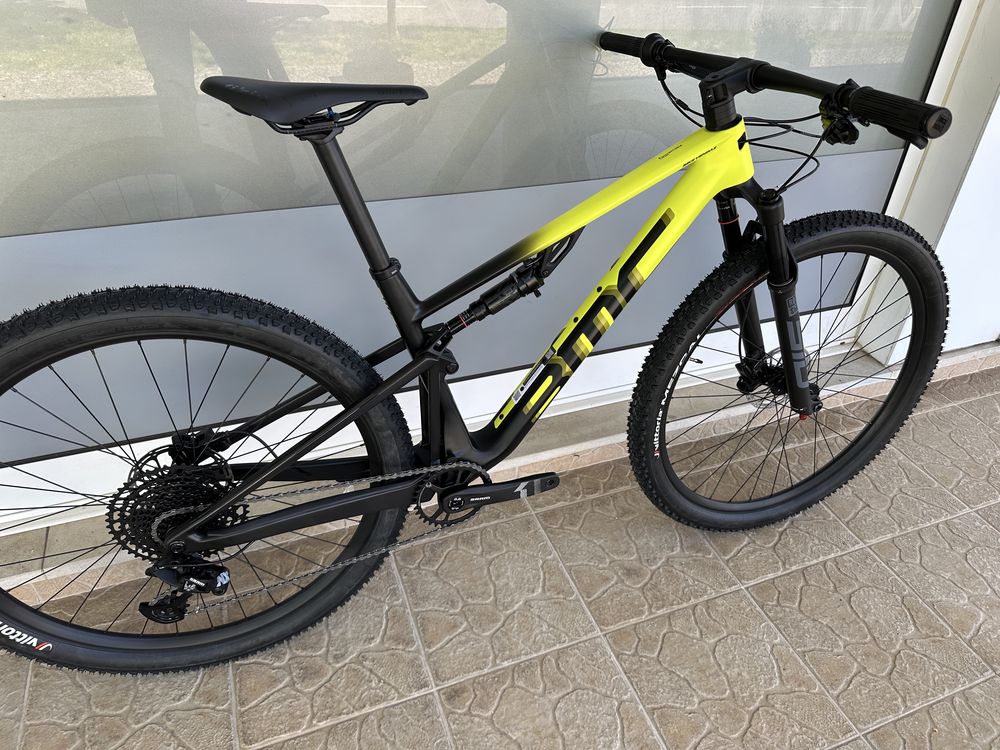 Bicicleta de BTT BMC - Suspensao total - PROMOCAO