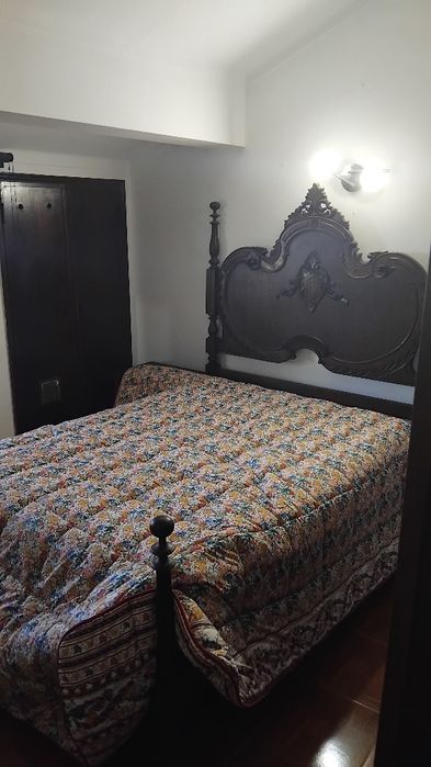 Quarto com escritorio