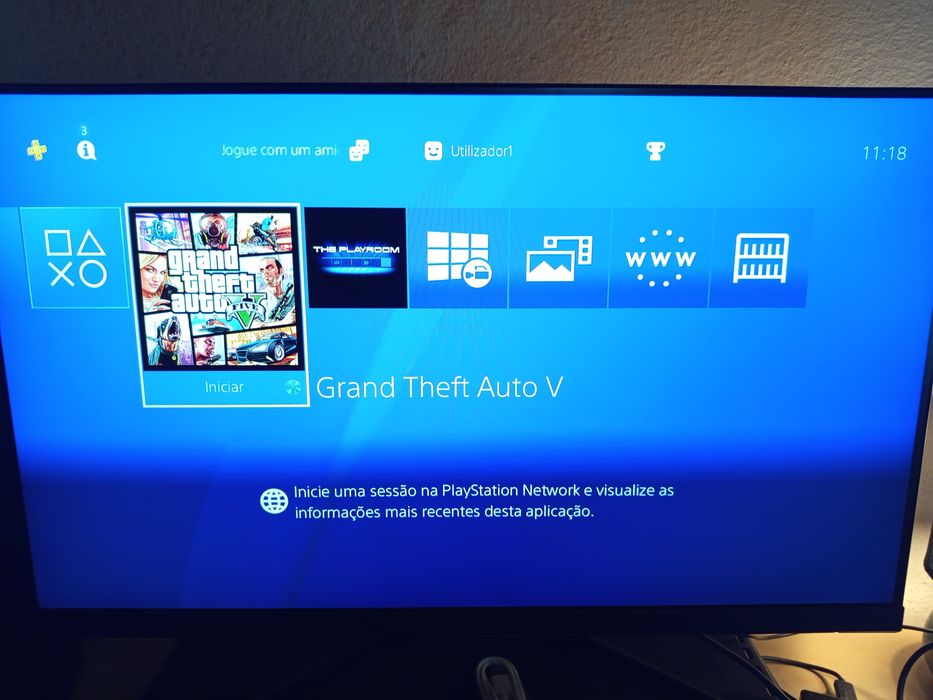 Consola Sony PlayStation 4 Slim Com Comando Original GTA V e FIFA