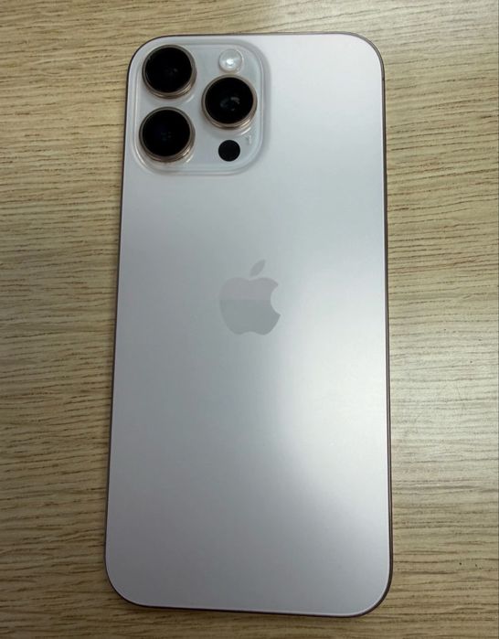 Troco (16 Pro Max por 15 Pro Max) iPhone 16 Pro Max 256GB