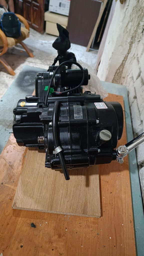 Silnik 125cc BTS 4T