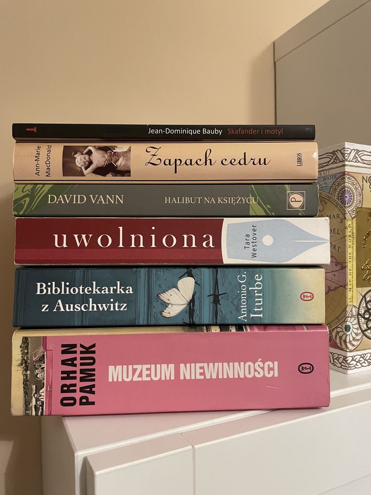 Zestaw 6 książek | Literatura piękna, obyczajowa