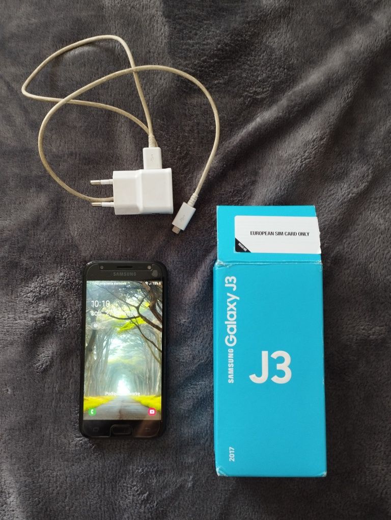 Telefon Samsung Galaxy j3