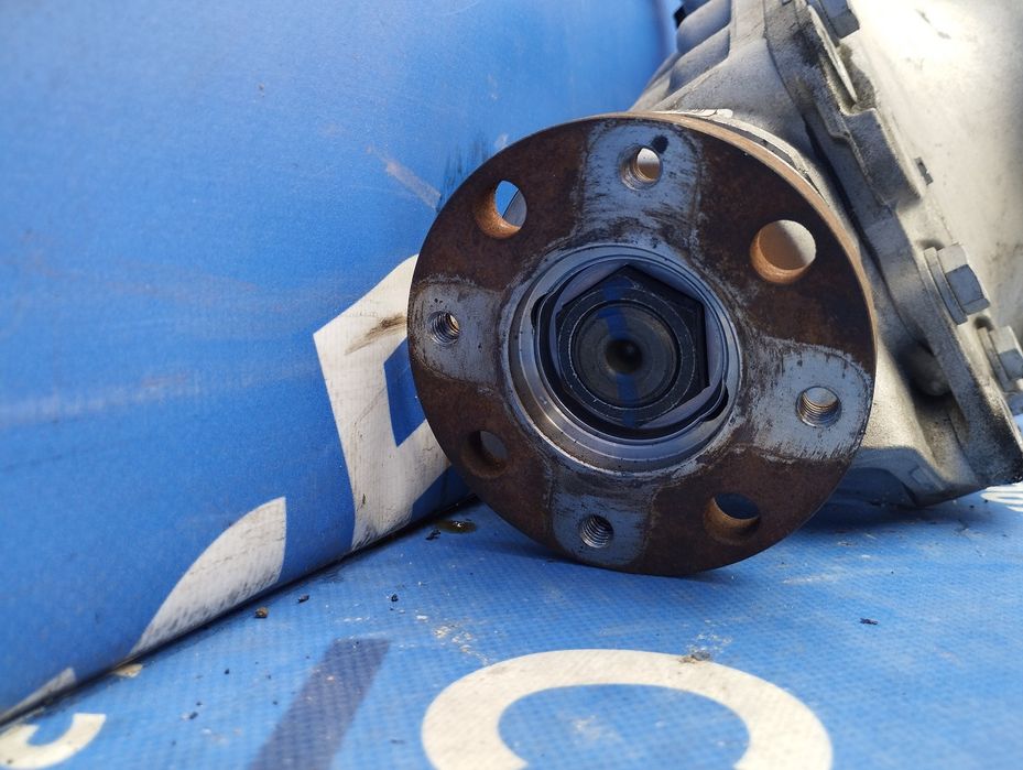 Редуктор передний 3.0 БМВ Х5 Ф15 мост BMW F15 передній міст 3.0i