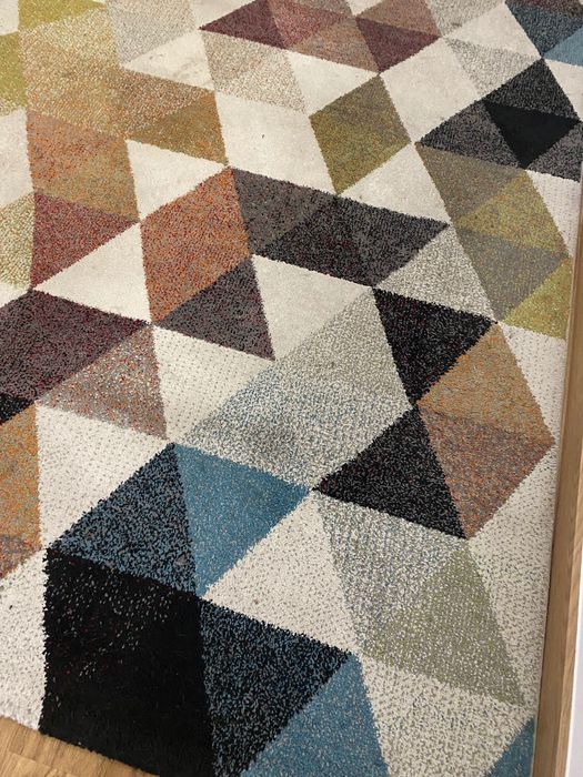 Vendo carpete multicolor