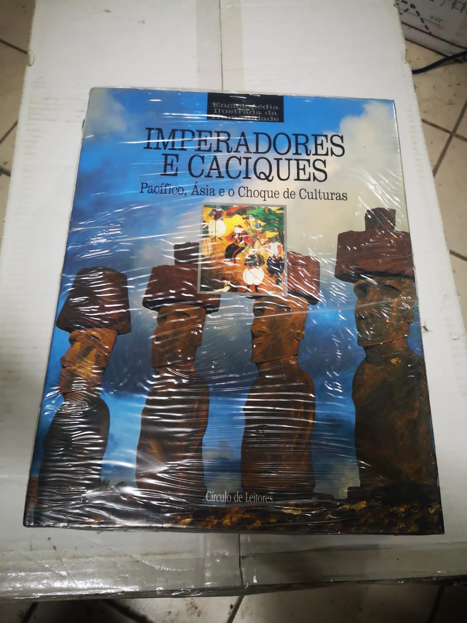 Livro Imperadores e Caciques