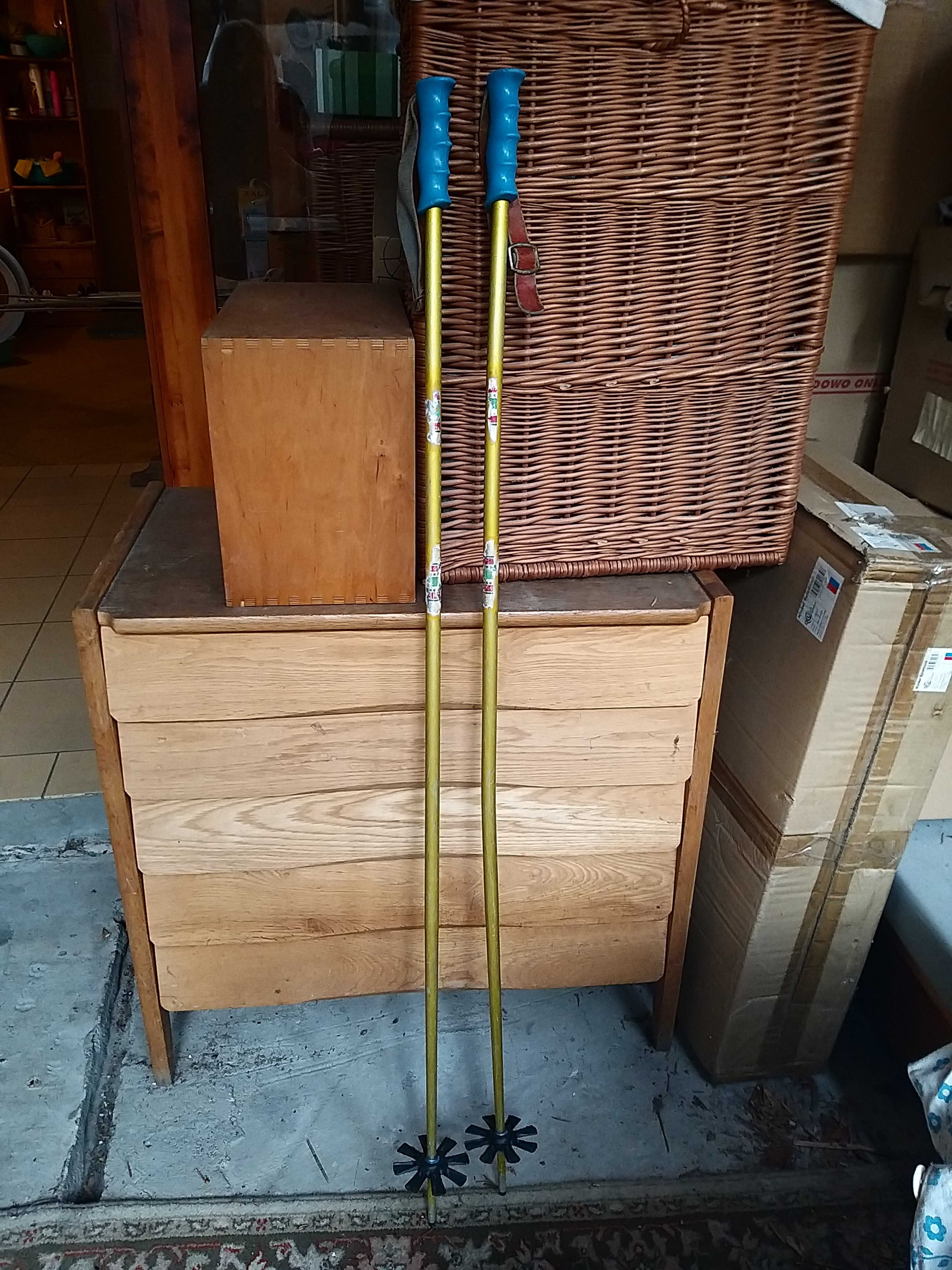 zabytkowe kije kijki narciarskie narty Polsport 125 i 130 cm PRL retro