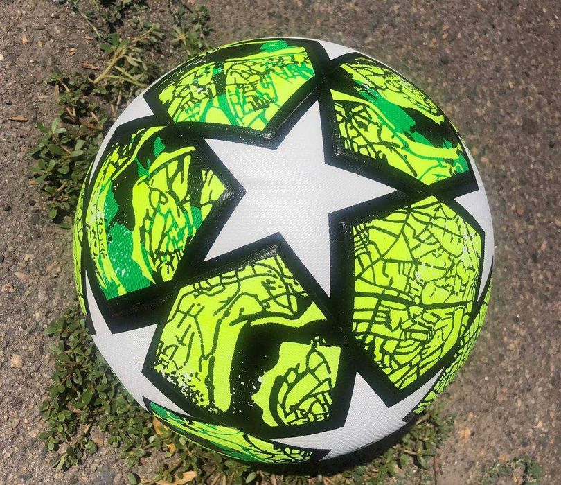 Футбольний м'яч Label AD Green 
5-й розмiр