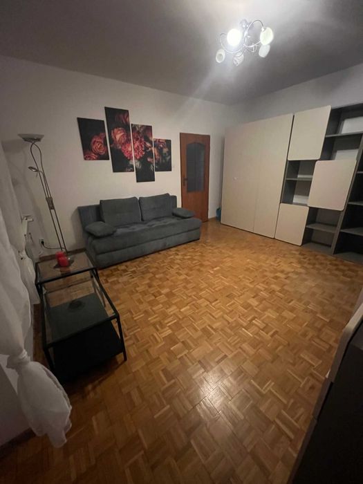Pokój z balkonem na wynajem - Jakubskie Przedmieście - 18,5 m2 i 8 m2