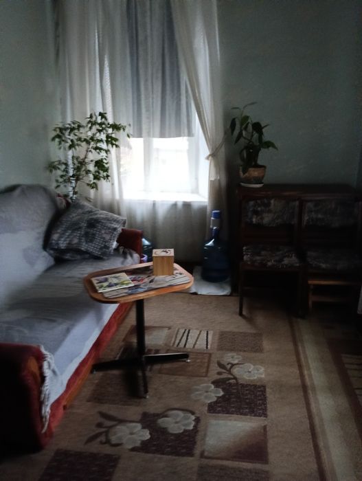 Продам 4х комнатную квартиру в центре Днепра