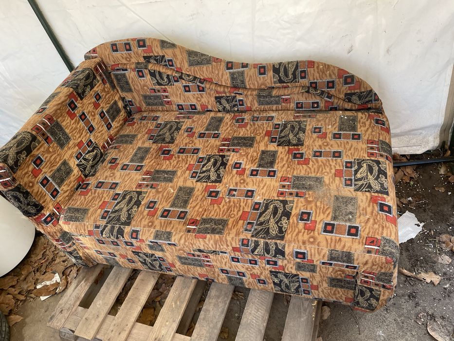 Продам диван малютка