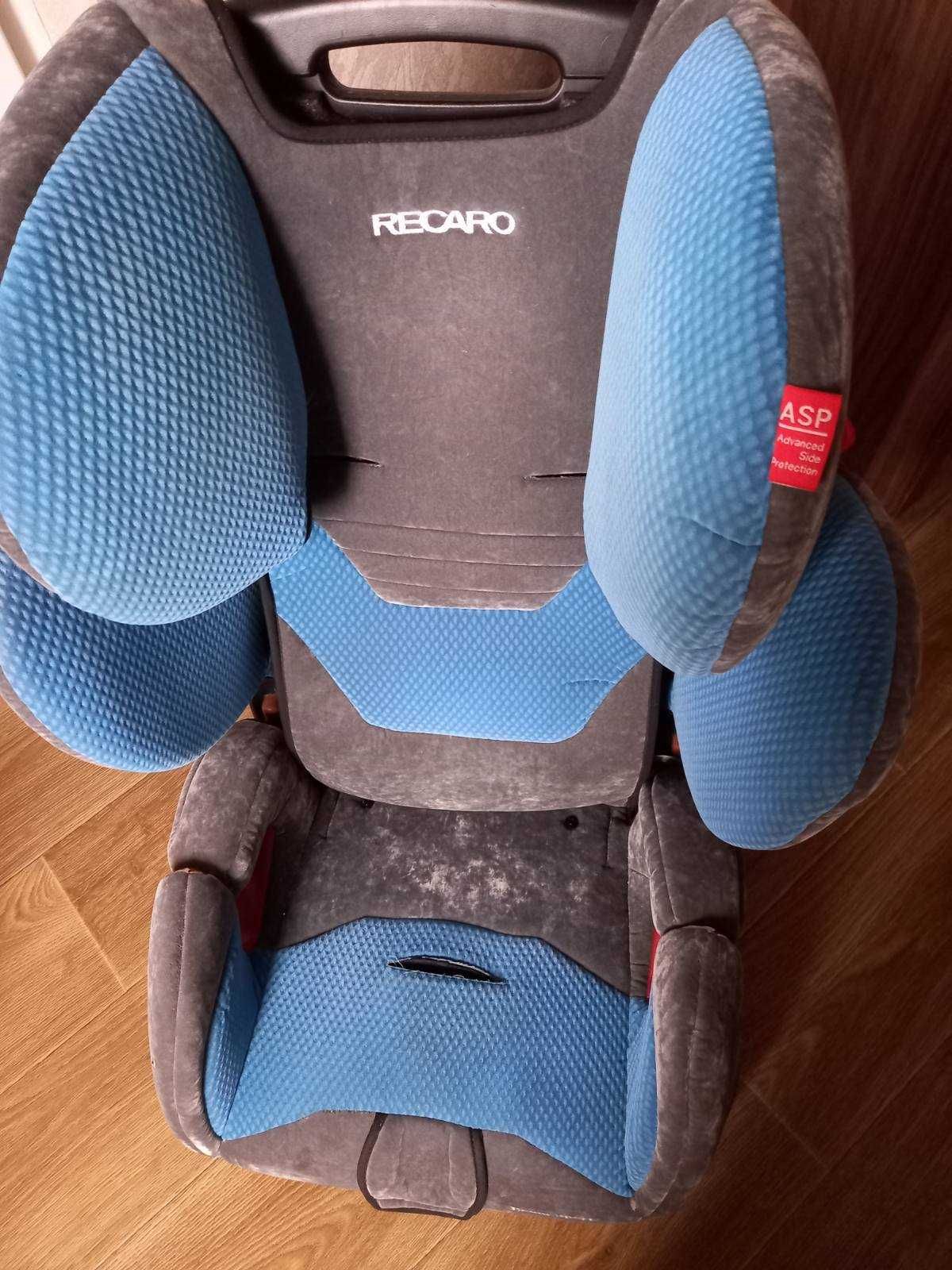 Автокресло Recaro