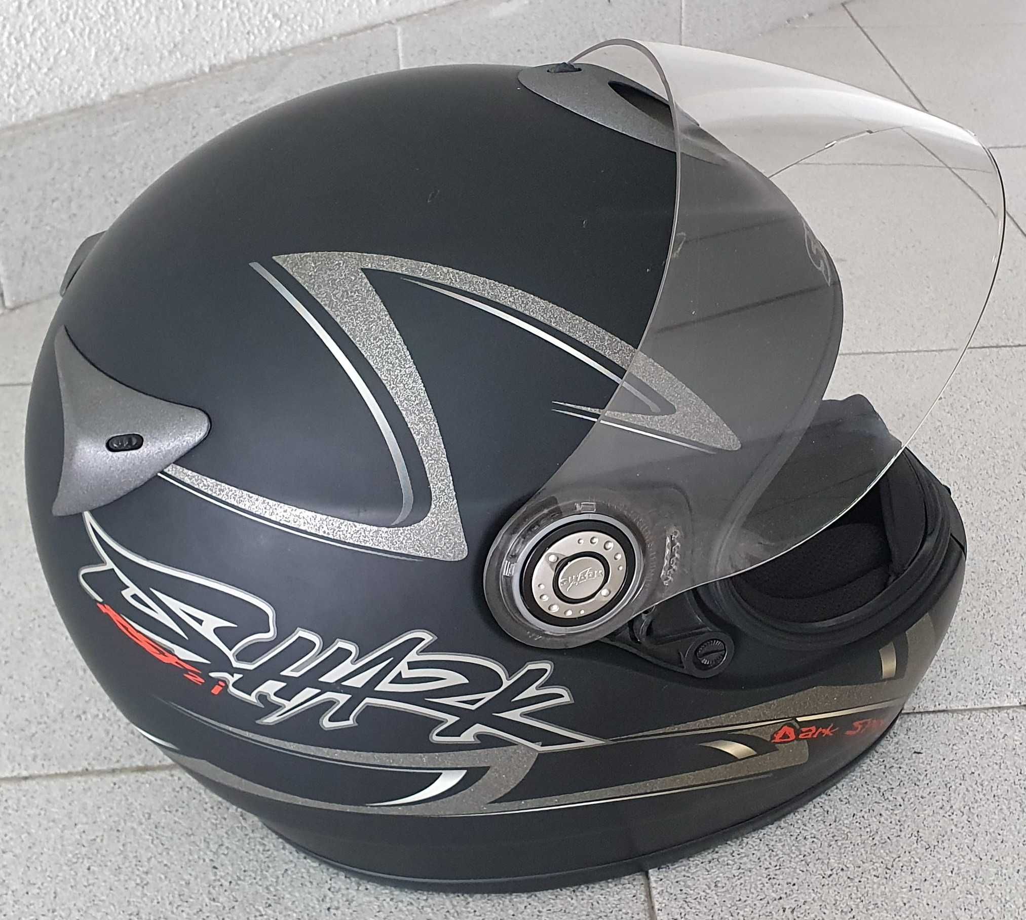 Capacete Shark Dark Spirit - Tamanho S