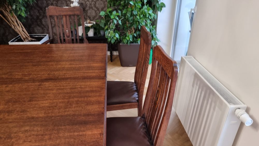 Stół dębowy + krzesła, koniec XIX w, po renowacji.