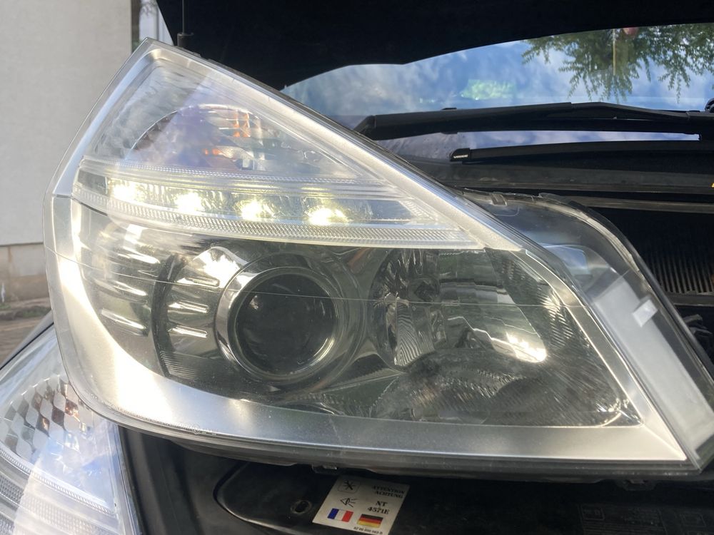 Espace IV Lift Lampa Xenon Led
