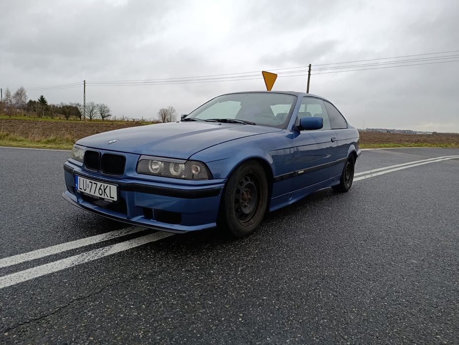 Ładna E36 coupe .