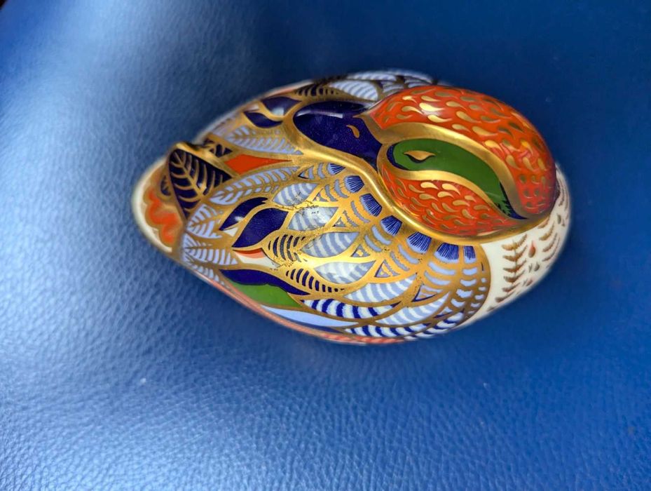 Вінтажна статуетка з кістяного фарфору "Teal"  Royal Crown Derby