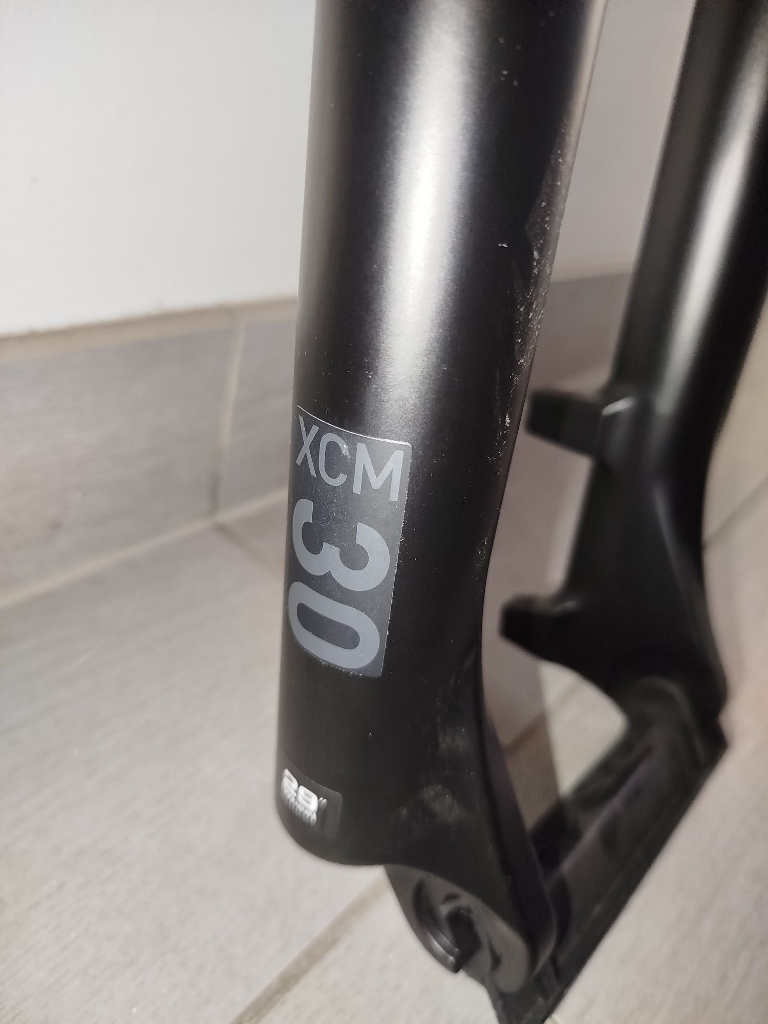 Amortyzator SR Suntour XCM 30 29 1 1/8" 110mm QR9
