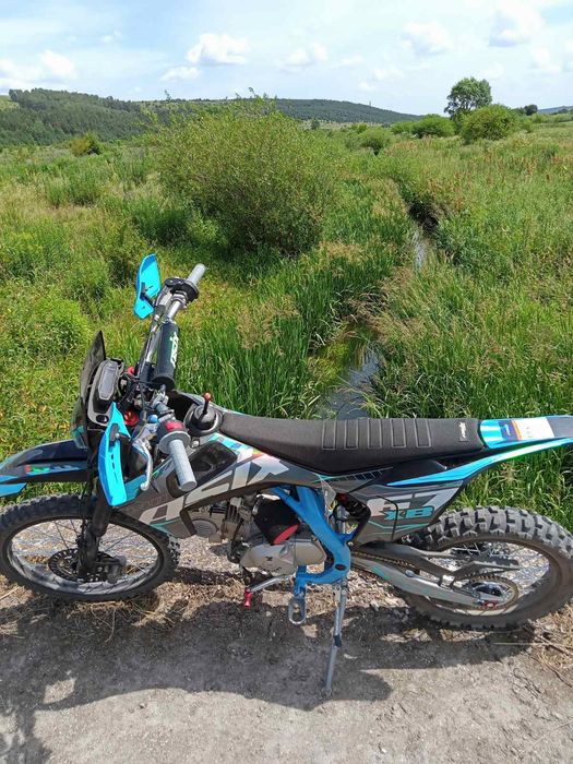 Продам пітбайк Asix XB 140.