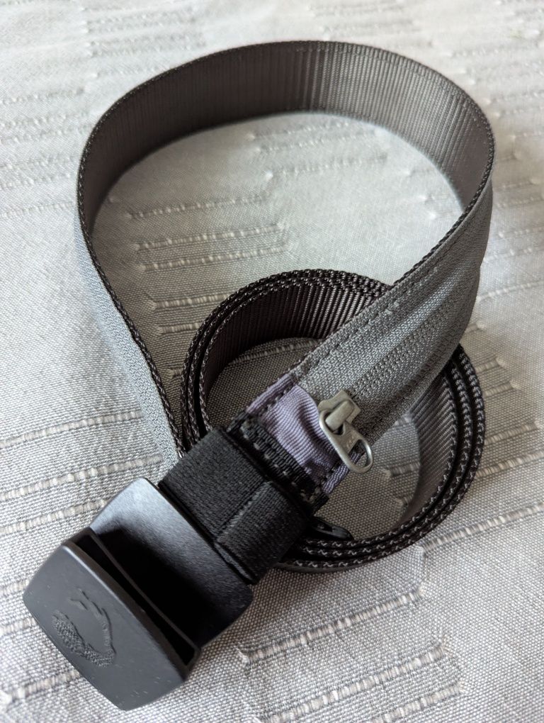 Пояс со скрытым карманом на молнии Tatonka Travel Belt.