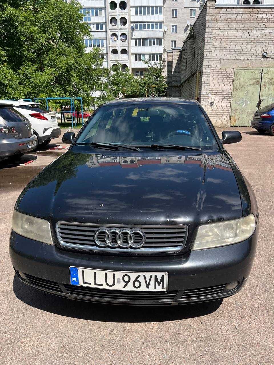 Автомобіль Audi A4(b5) 2000