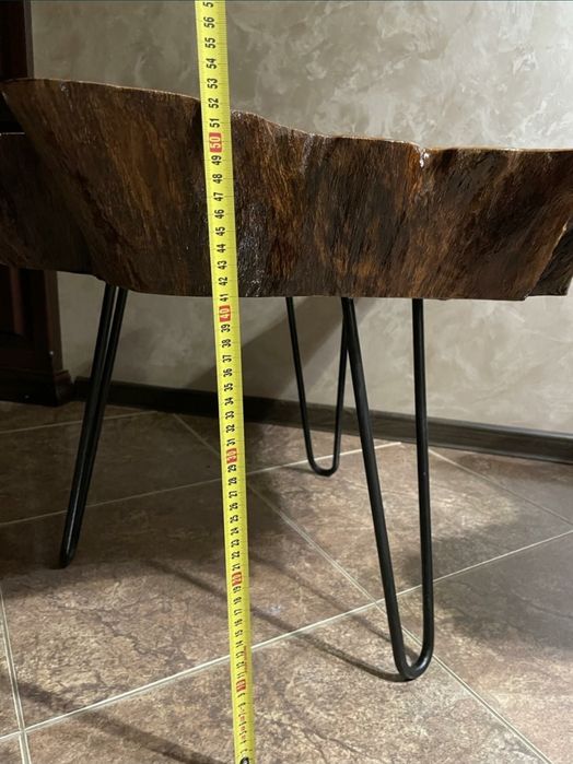 Журнальний столик