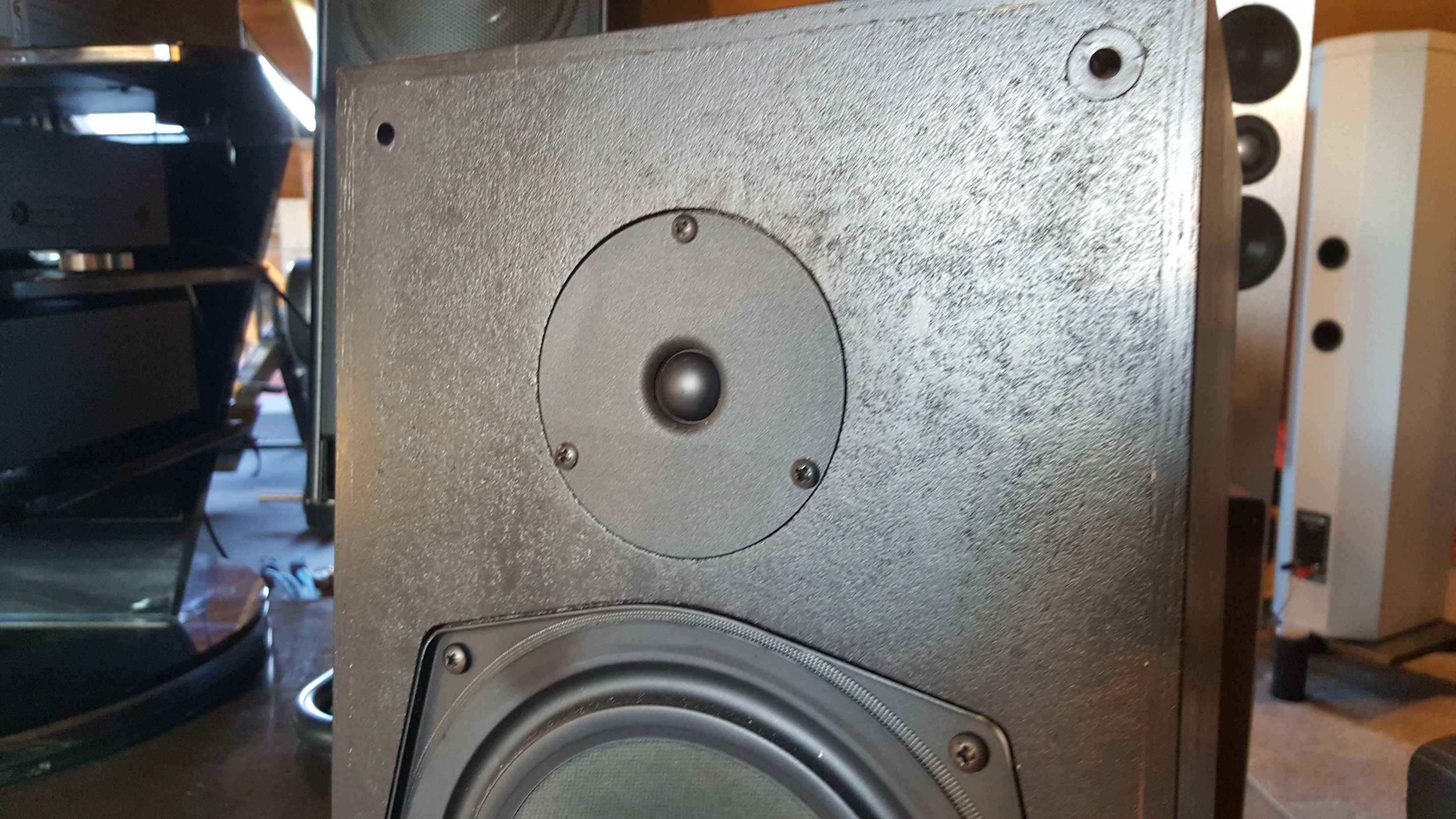 Kolumny monitory Monitor Audio R352 BBC legenda