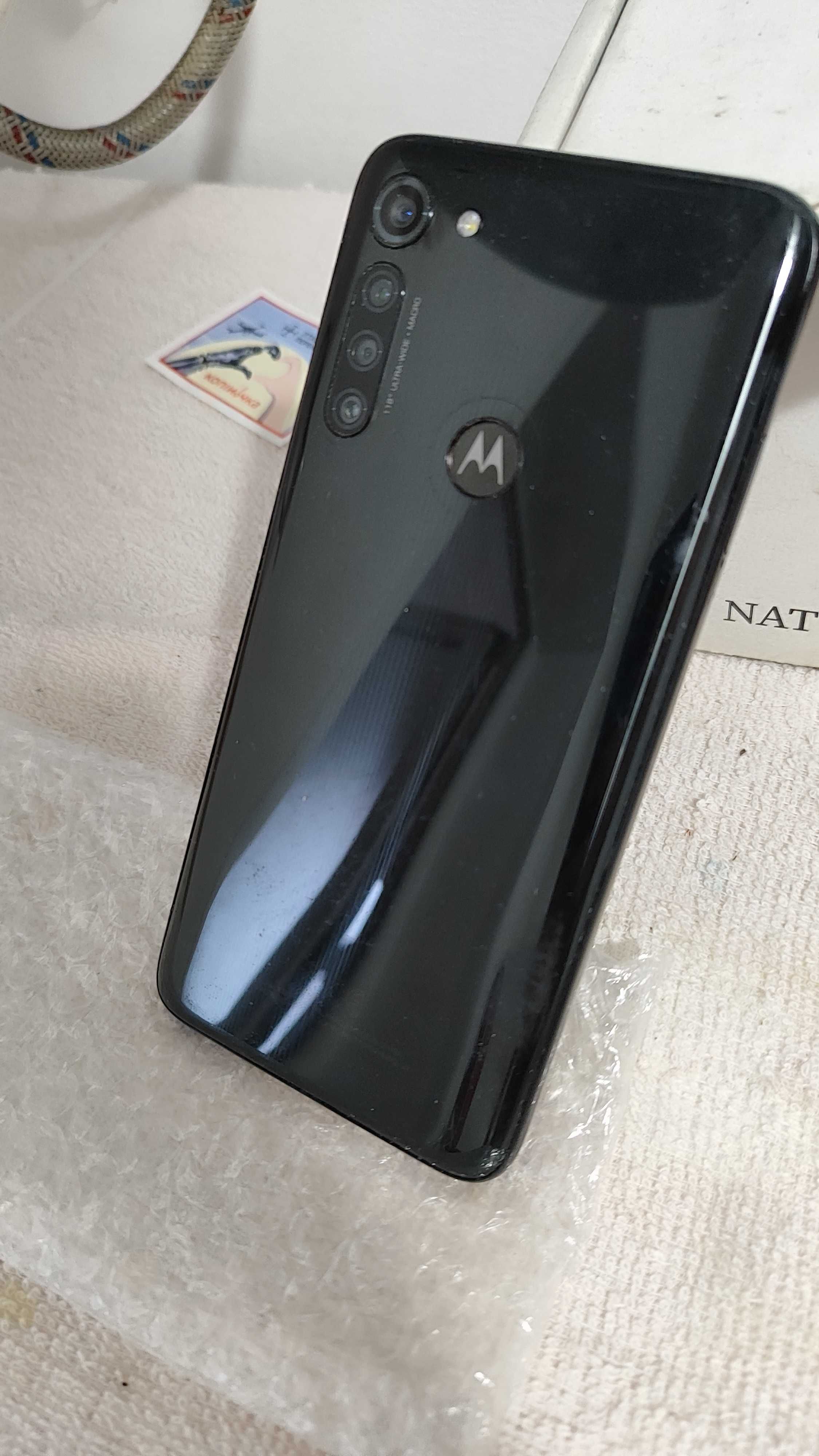 Motorola G8 power