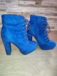 Botins tamanho 36