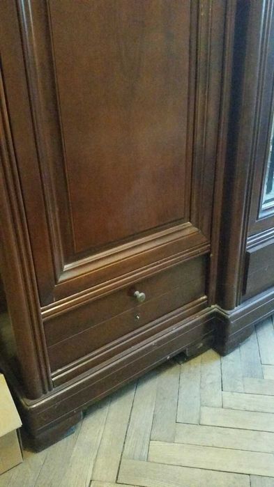 Продається. Румунська шафа Elegance