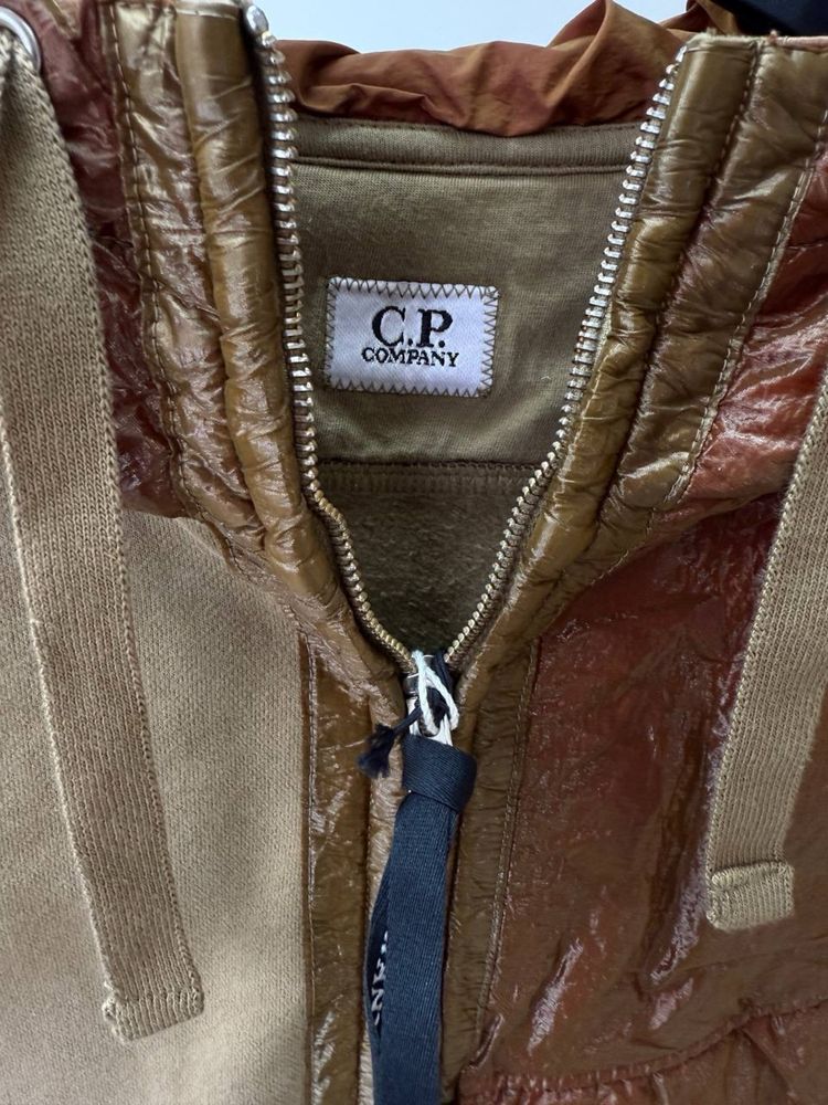 Оригінал зіп-худі Cp. Company  з лінзами