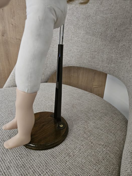 Boneca porcelana - 45 cm