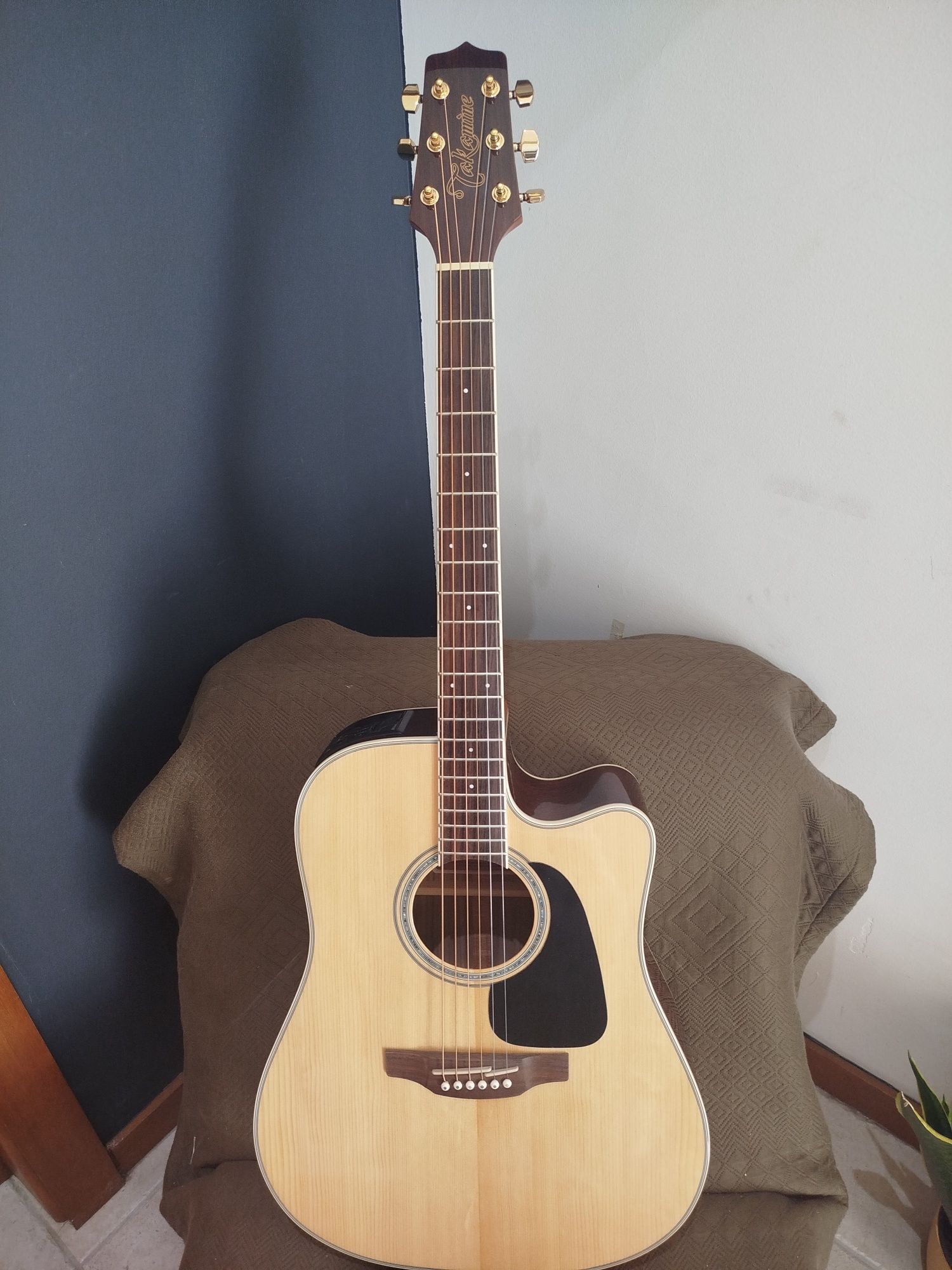 Takamine GD 51 CE