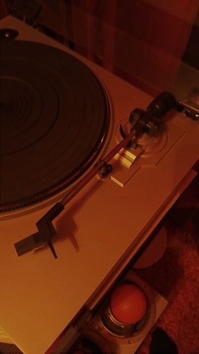 Gira discos ION usado como novo