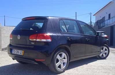 VW Golf 1.6 TDI 105 CV