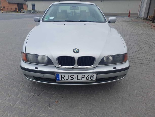 BMW E39 535i V8 245km