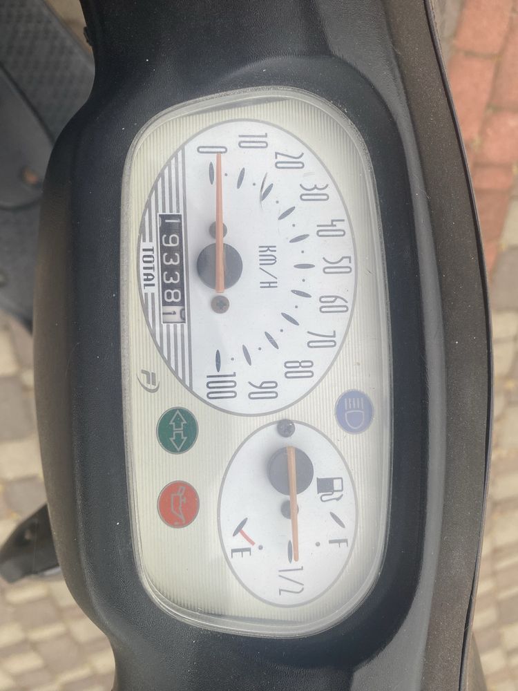Продам або обміняю Yamaha neos 2000 року 110cc