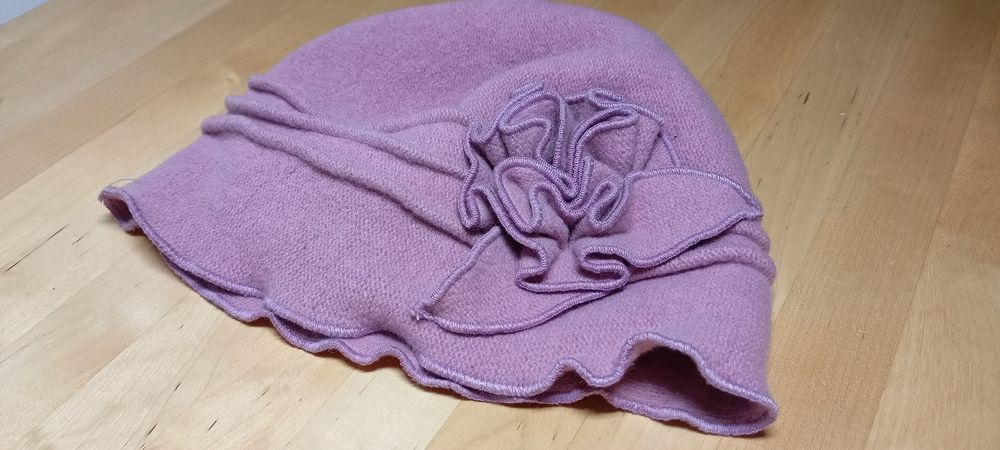 2 kapelusiki / czapki zimowe