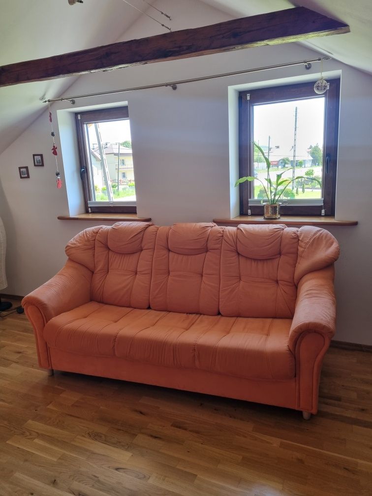 Zestaw mebli wypoczynkowych sofa i 2 fotele morelowe pomarańczowe