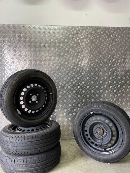 Toyota Hyundai Koła Felgi Opony Koźle Stalowe 5,5J x r14 Adax