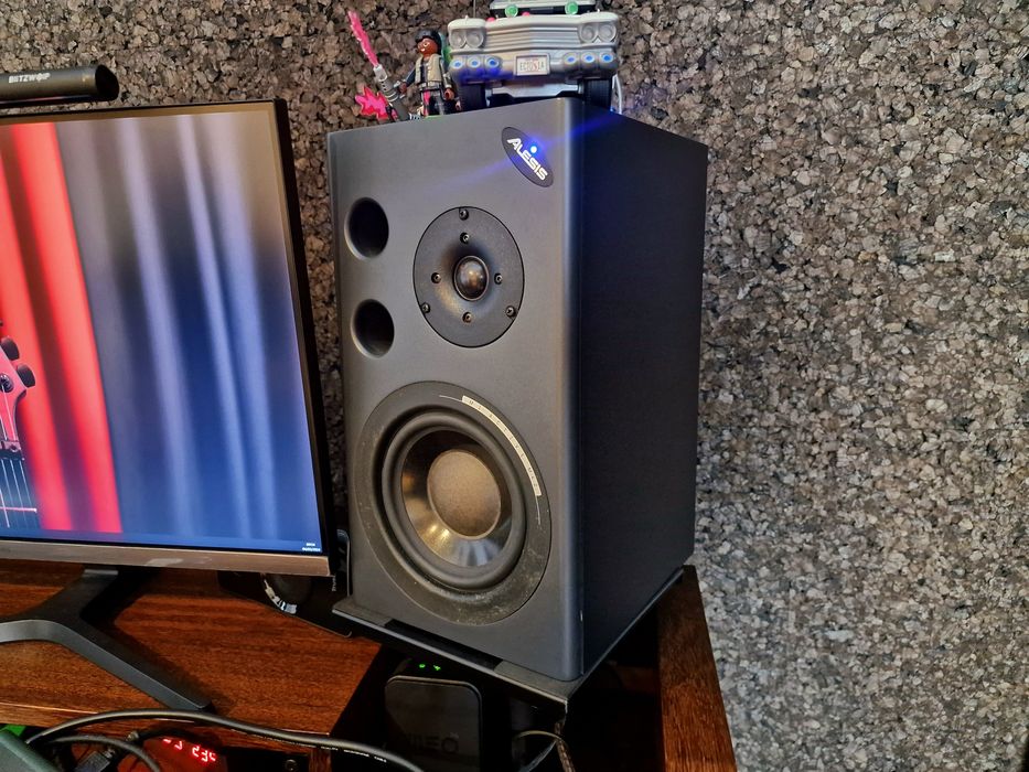 Monitores estúdio Alesis Mk2