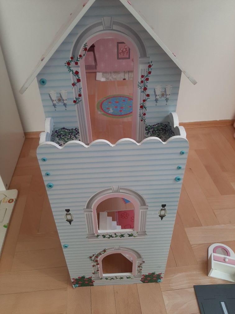 Domek dla lalek drewniany z wyposażeniem Eco Toys