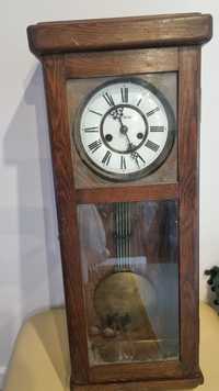 Zegar drewniany Gustaw  Becker. Stan jak na zdjęciu. Chodzi idealnie.