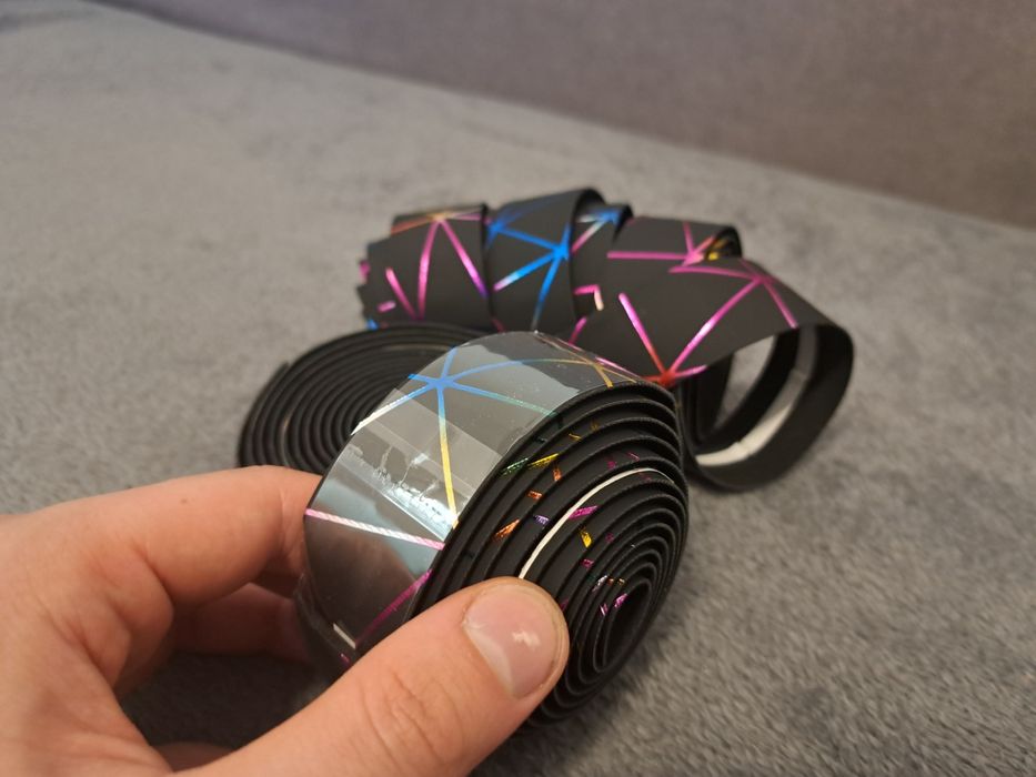 Owijka kierownicy czarno kolorowa neon rainbow tęcza