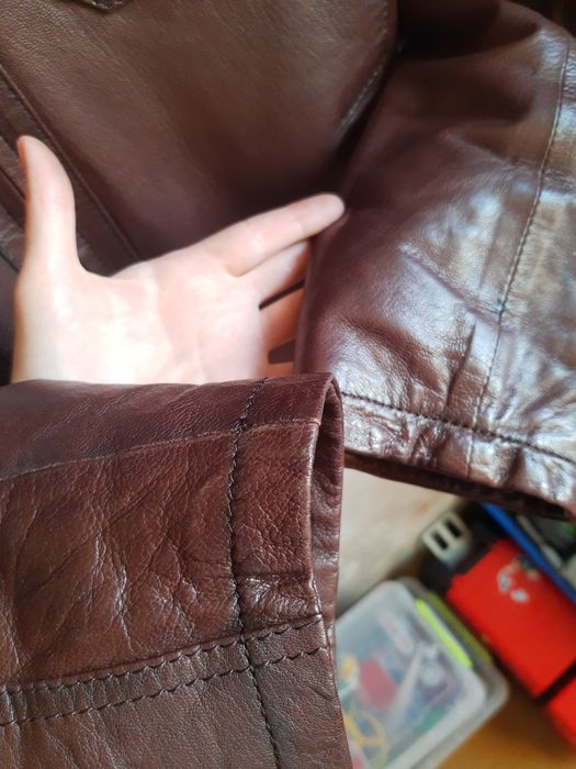 Шкіряна зимова чоловіча куртка