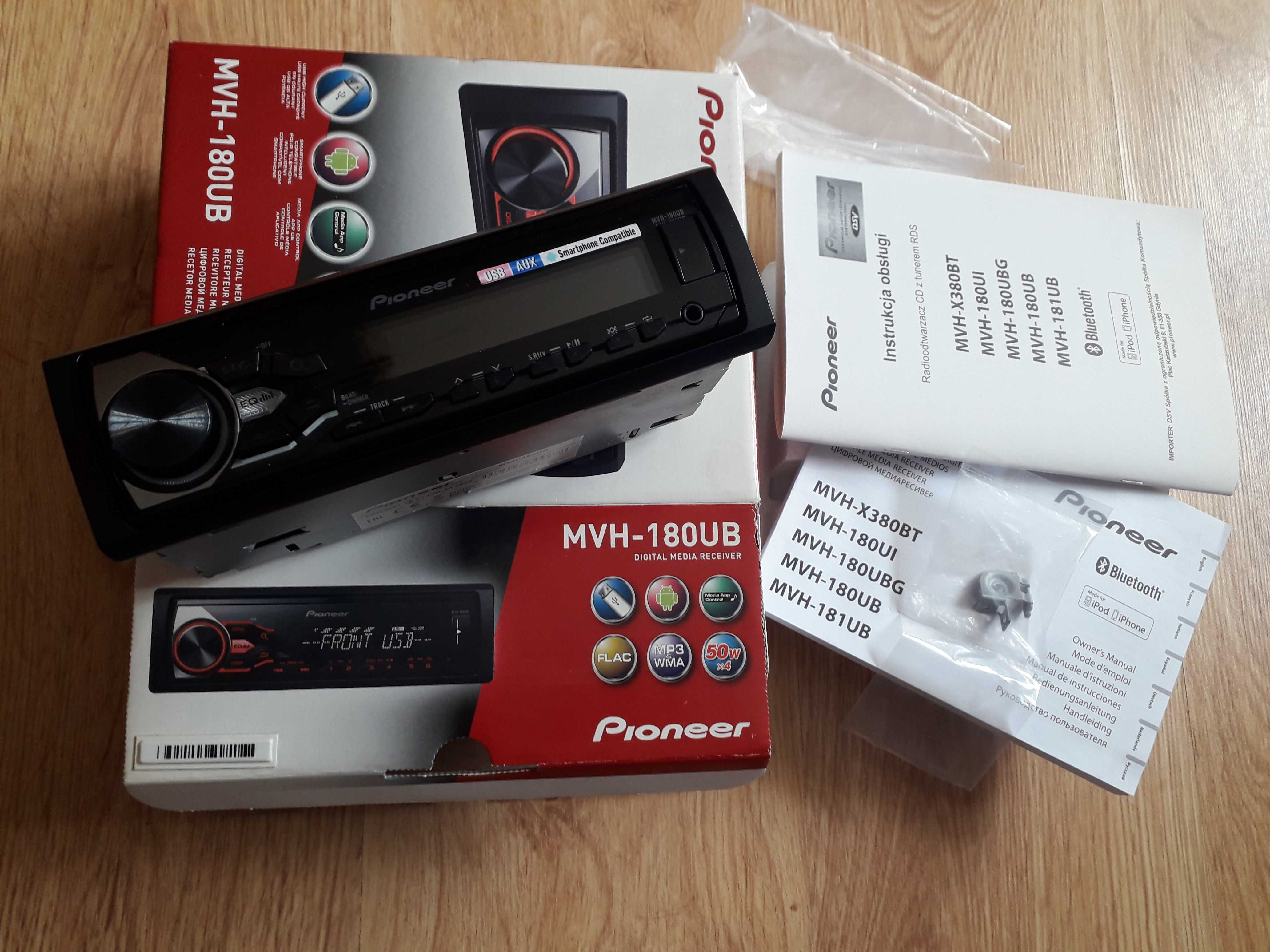 Radio samochodowe Pioneer MVH-180UB z USB / mp3 / 50Wx4 / ładny stan