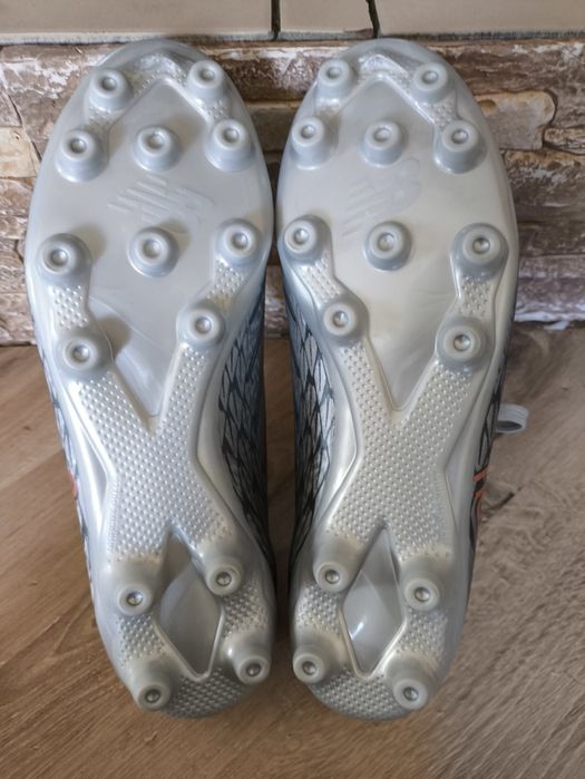 Бутси  New Balance Furon V7