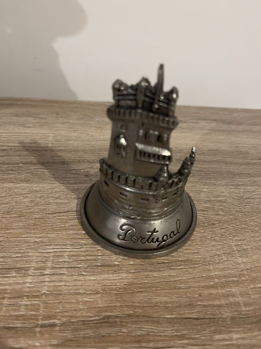 Peça comemorativa Portugal (Torre de Belém -Lisboa) em estanho