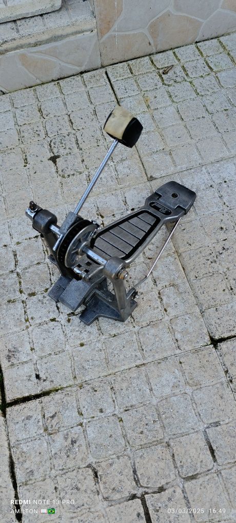 Pedal pearl de bumbo