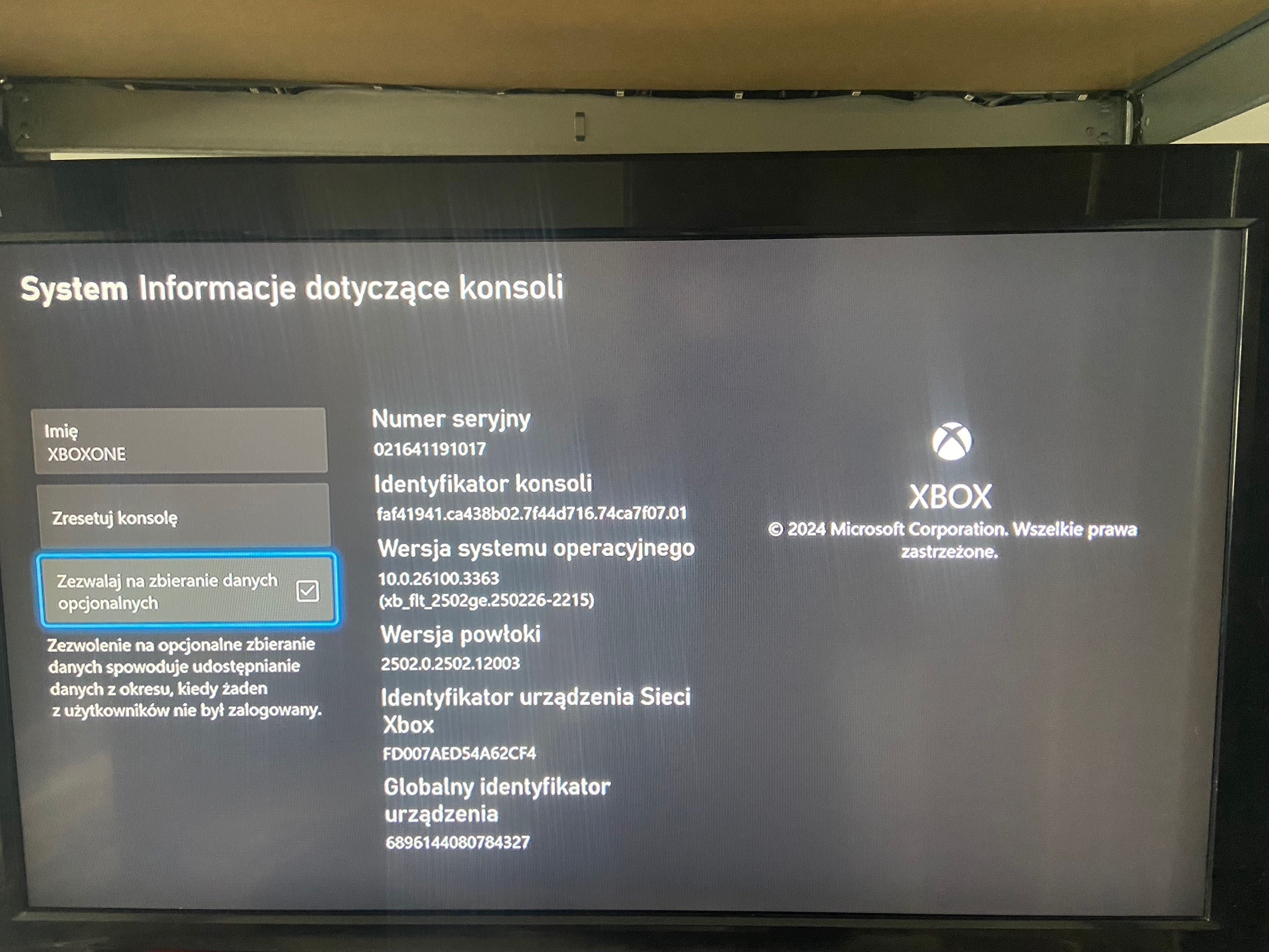 Xbox one X 1TB mało używany